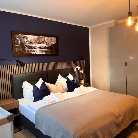 Zentrale Wohnung Direkt Am Hauptbahnhof - Bismarck Düsseldorf Eksteriør billede