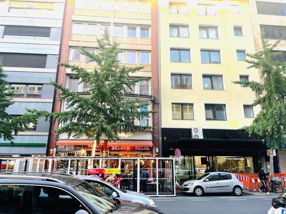 Zentrale Wohnung Direkt Am Hauptbahnhof - Bismarck Düsseldorf Eksteriør billede