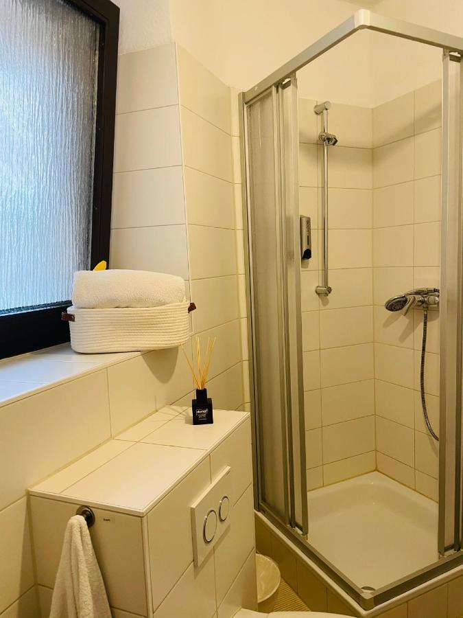 Zentrale Wohnung Direkt Am Hauptbahnhof - Bismarck Düsseldorf Eksteriør billede
