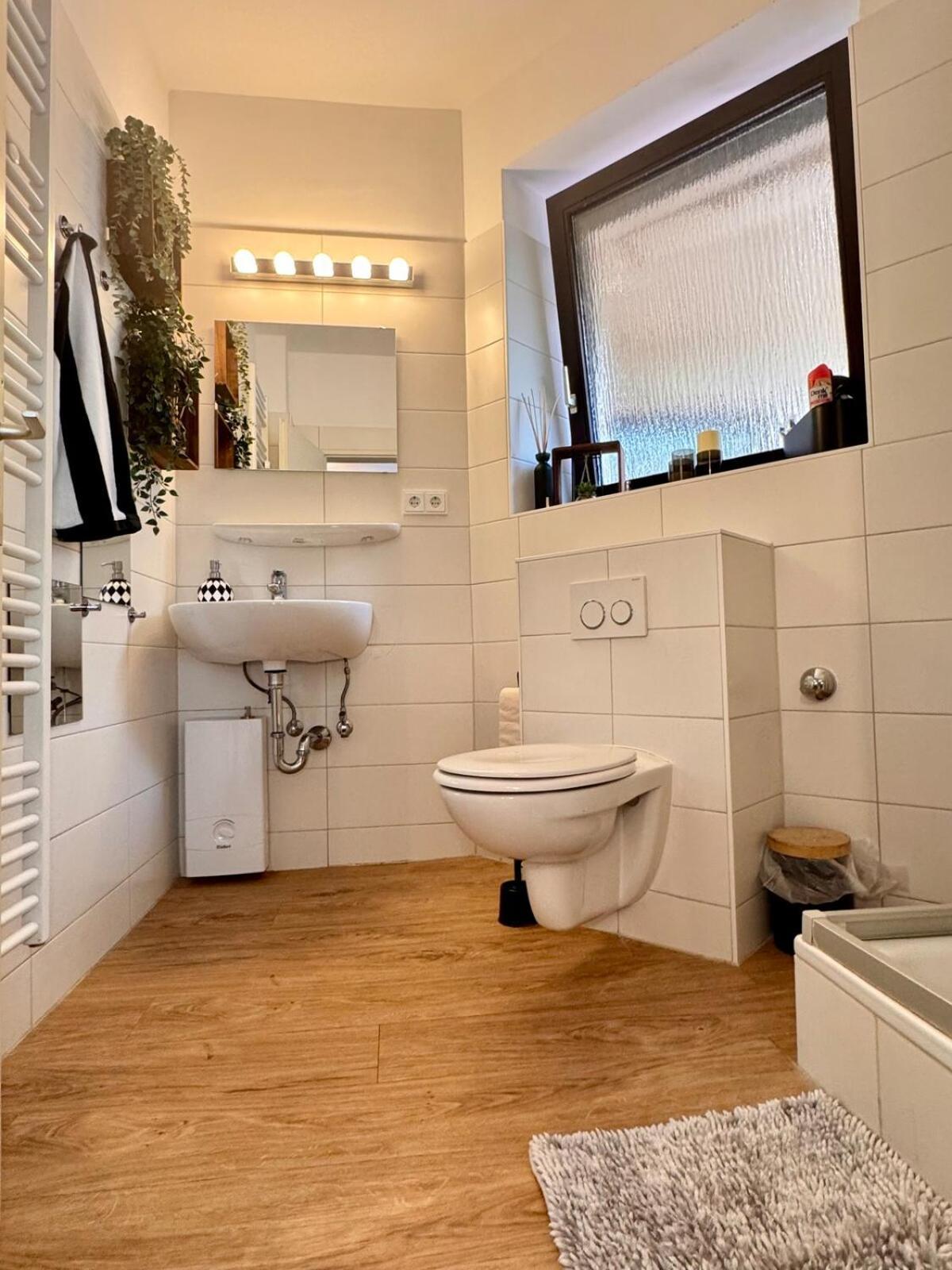 Zentrale Wohnung Direkt Am Hauptbahnhof - Bismarck Düsseldorf Eksteriør billede