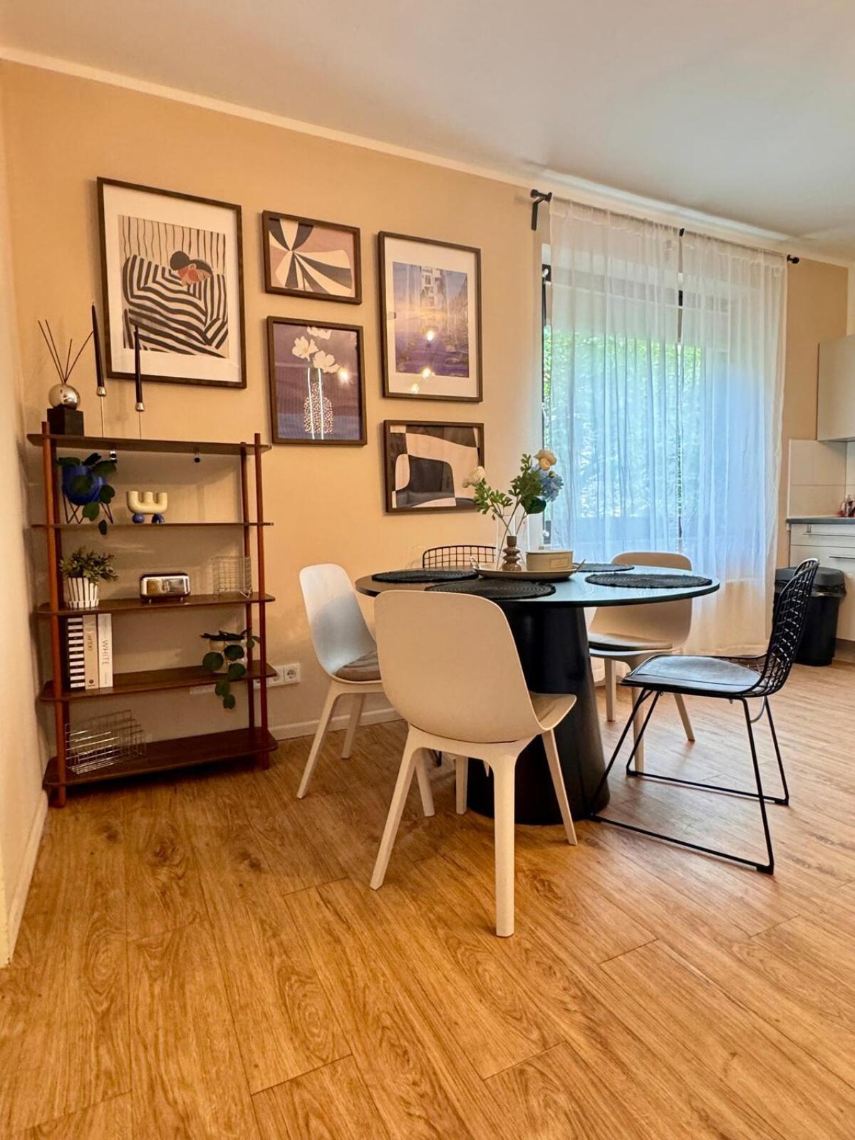 Zentrale Wohnung Direkt Am Hauptbahnhof - Bismarck Düsseldorf Eksteriør billede